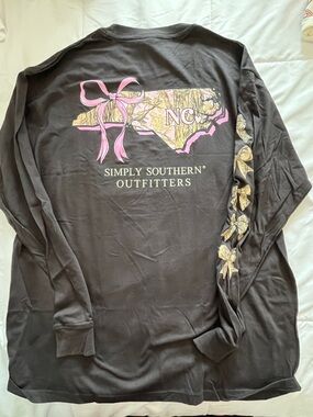 Simply Southern Black NC Tee. Size Large
